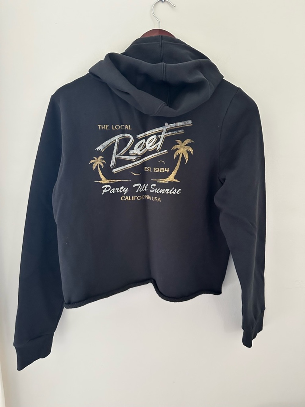 Reef Black Sweatshirt Hoodie with Gold and White Logo Surfer Style SZ Medium